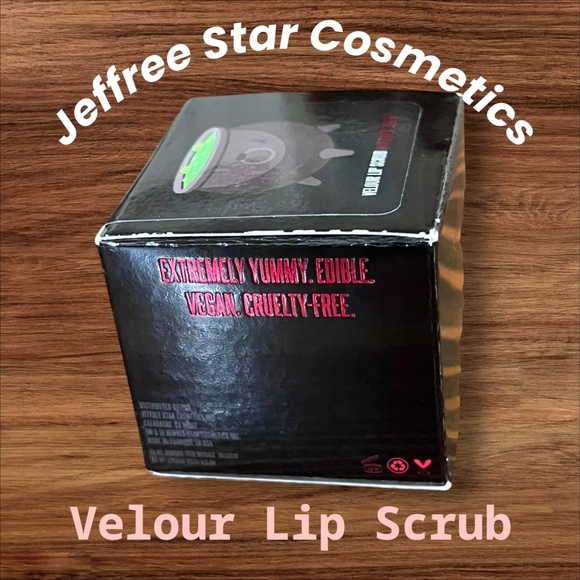 Jeffree Star Cosmetics Velour Lip Scrub in Witches Brew Lipstick Prep NIB 1 oz. - Picture 4 of 6